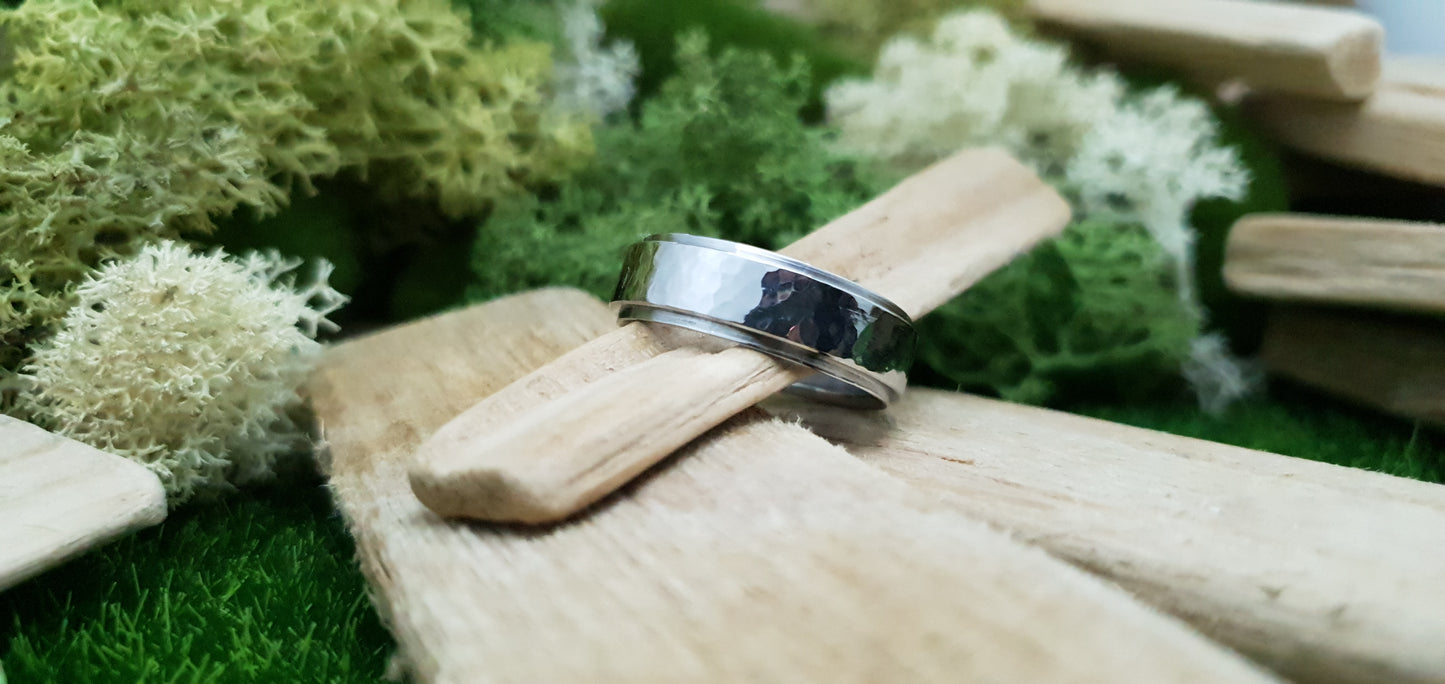 Ythan Hammered Stainless Steel Ring image 9