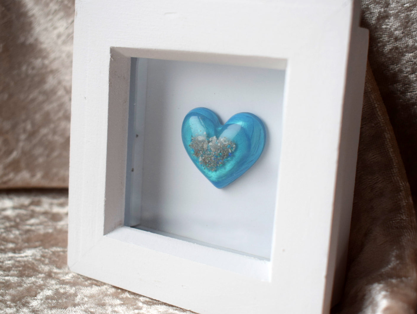 Framed Resin Memorial Heart - Add On image 4