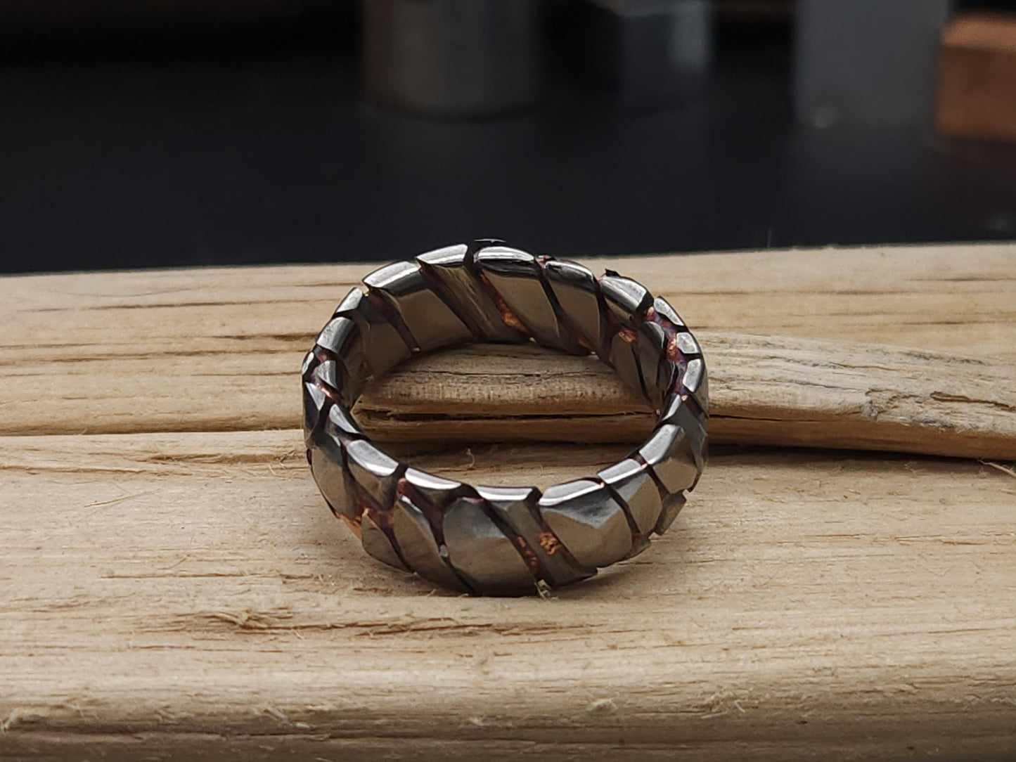 Superconductor Obsidian Cut Ring image 2