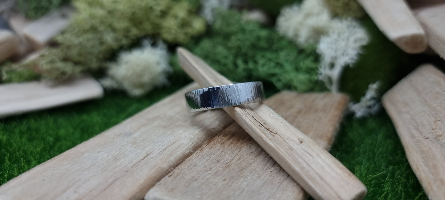 Annat Hammered Stainless Steel Ring image 7