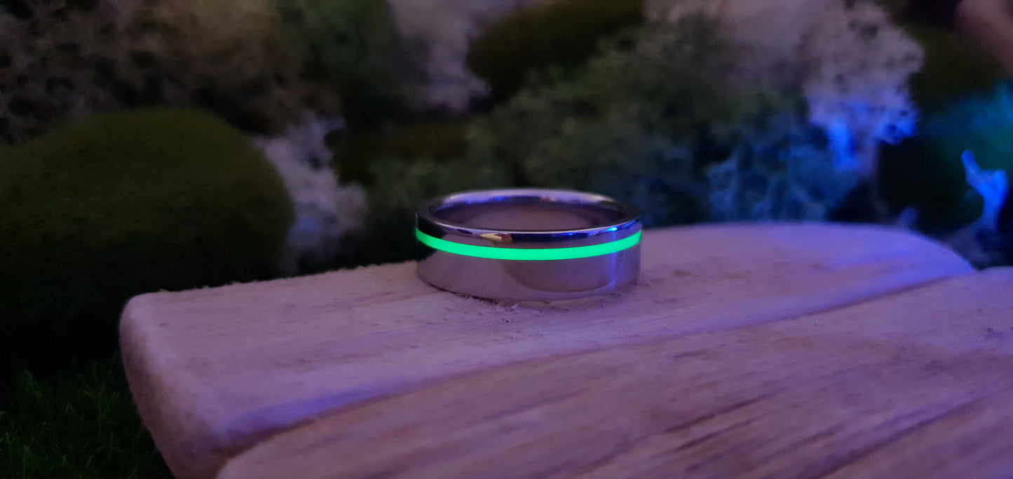 Lumo in Lime UV Glow Stainless Steel Ring image 8