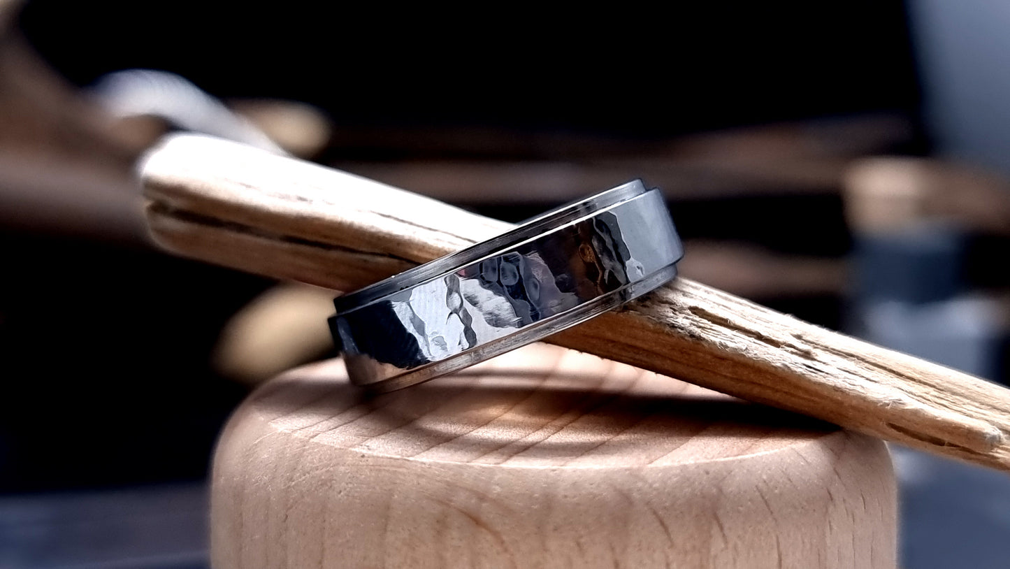 Ythan Hammered Stainless Steel Ring image 2
