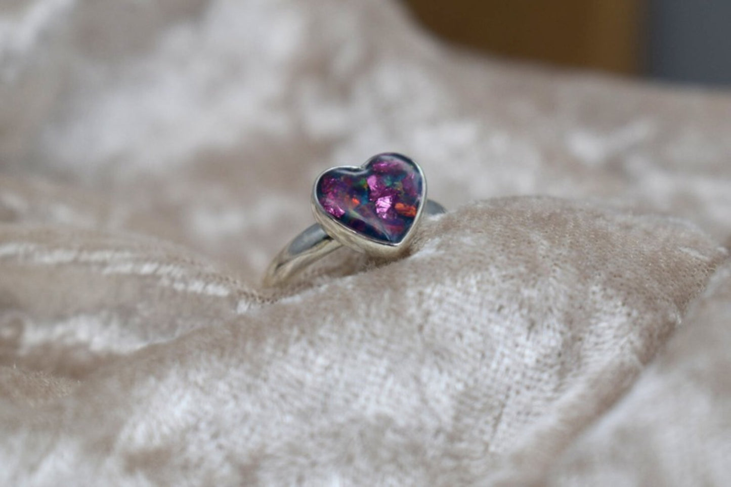 Heart Memorial Ashes Silver Ring – Handmade Sterling Silver Keepsake Ring, Crafted with Love in the UK.