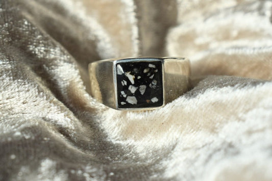 Square silver men’s signet memorial ring with hidden ashes compartment