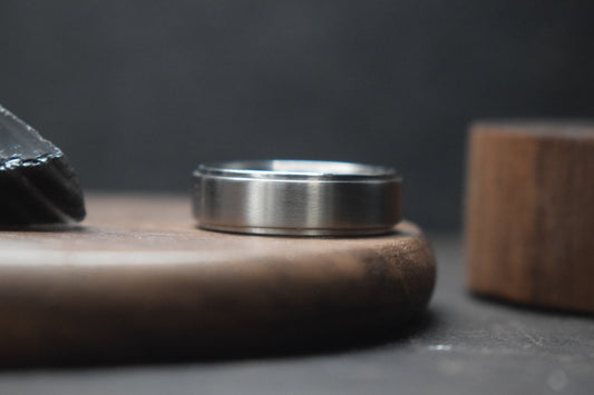 Bannock Burn Titanium Satin Ring