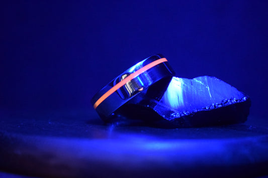 Lumo in Sunset UV Glow Stainless Steel Ring