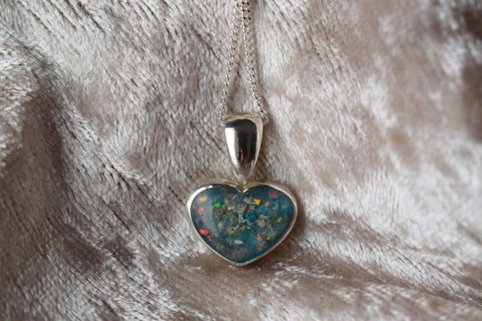 Small Heart Memorial Ashes Silver Necklace – Handmade Sterling Silver Heart Pendant, Memorial Jewellery for Ashes, Crafted in the UK