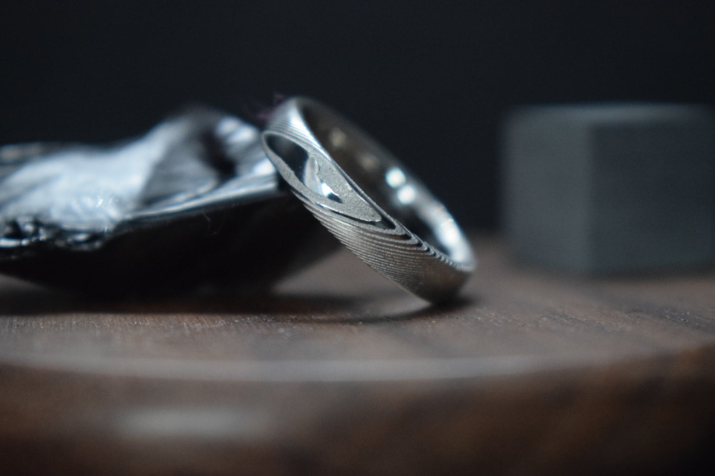 Esk Damascus Steel Court Shaped Ring
