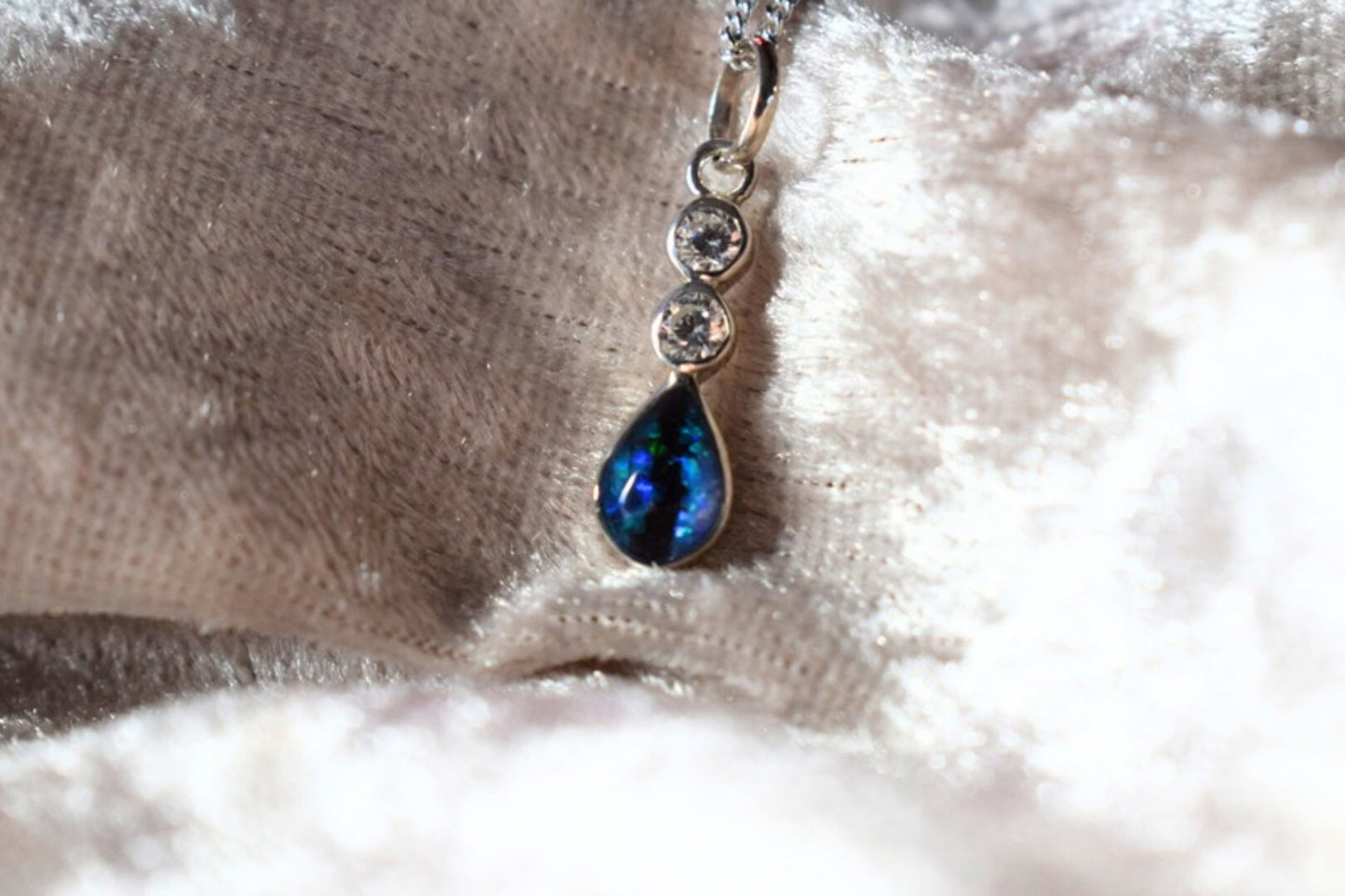 Teardrop CZ Silver Memorial Ashes Necklace – Sterling Silver Teardrop Cremation Keepsake Pendant with Cubic Zirconia, Handcrafted in the UK