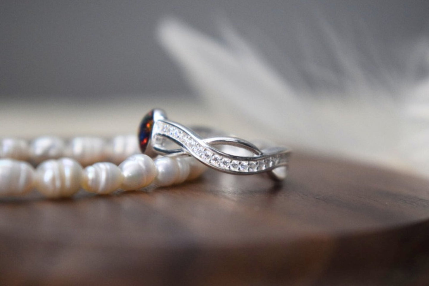 Silver Entwined Circle Memorial Ring