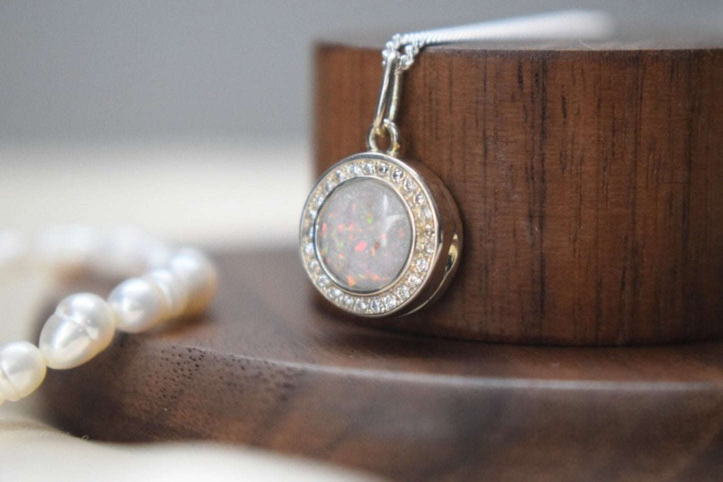 Silver Circle Memorial Necklace Locket