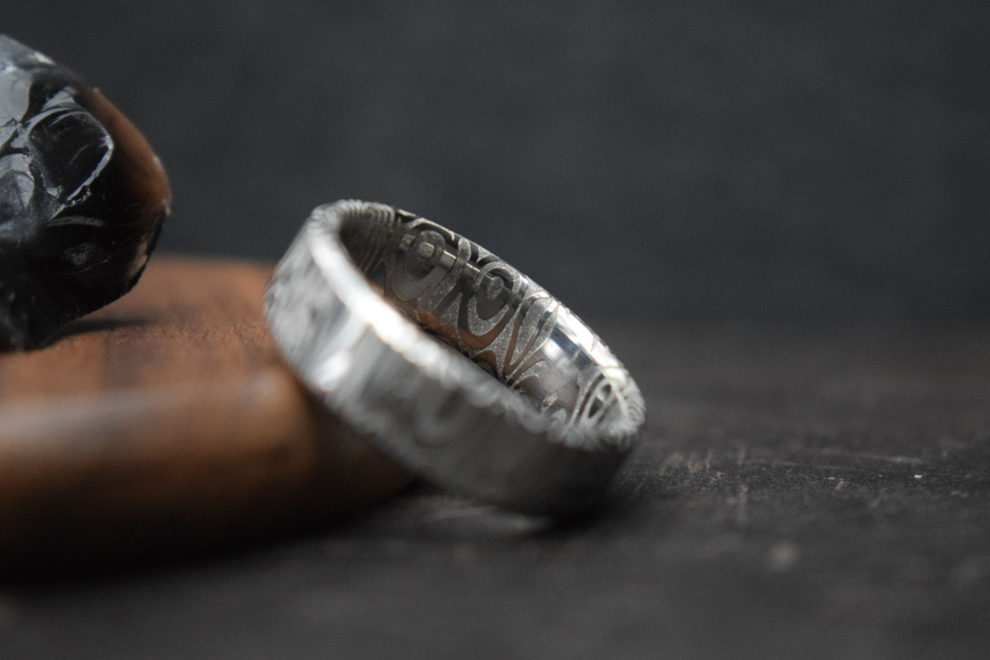 Dee Damascus Steel Bevel Shape Ring