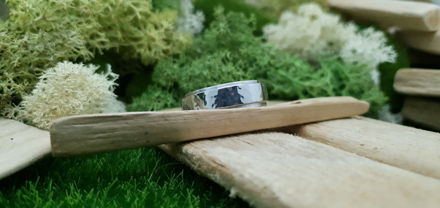 Ythan Hammered Stainless Steel Ring image 5