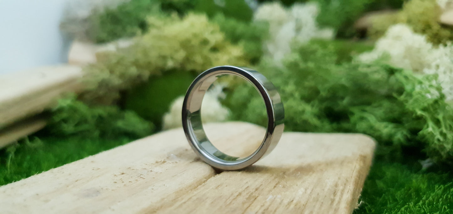 Titanium flat shape wedding ring with polished mirror finish