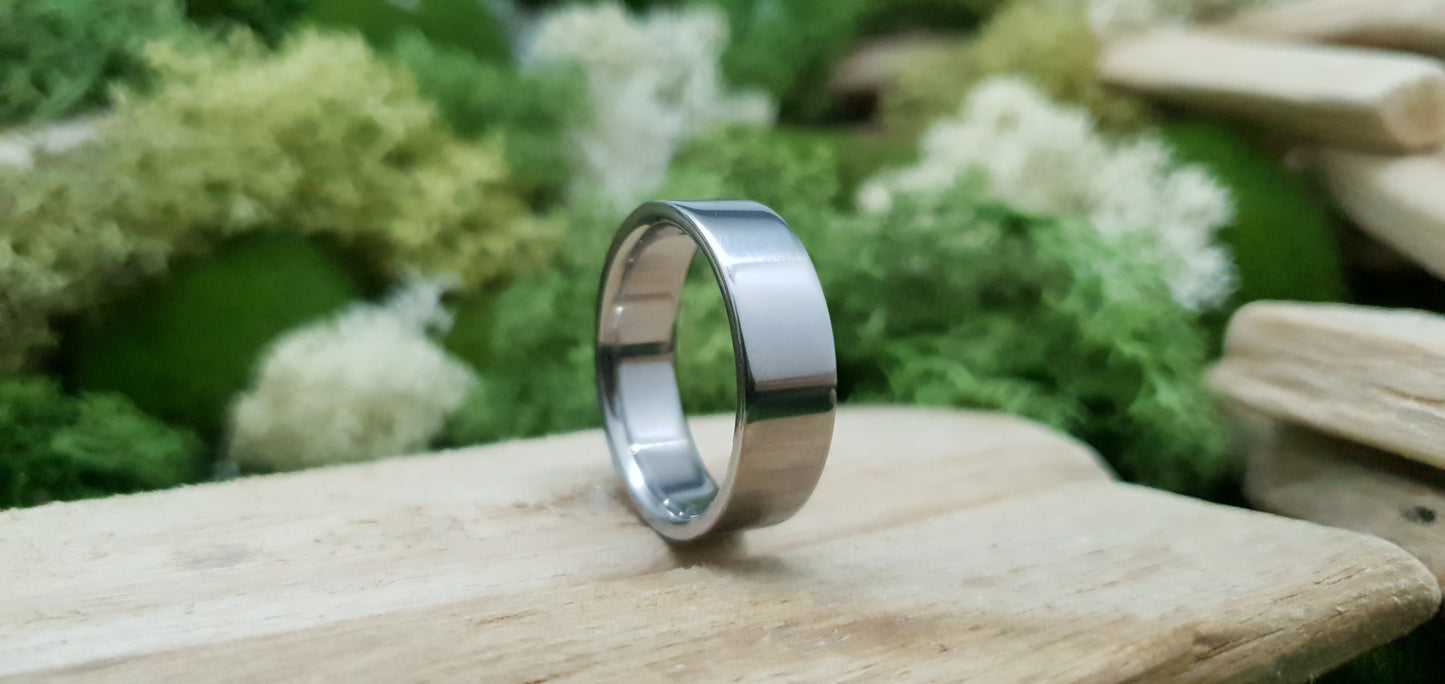 Titanium flat shape wedding ring with polished mirror finish