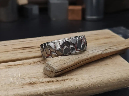 Superconductor Obsidian Cut Ring image 1