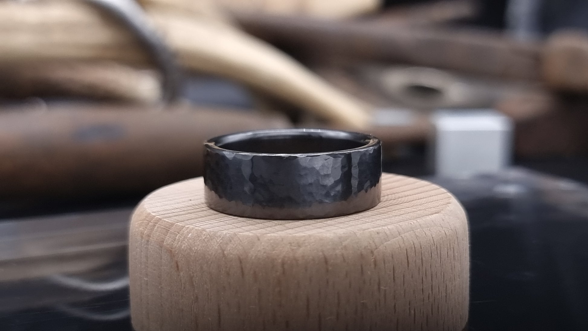 Deveron Hammered Black Zirconium Ring image 4
