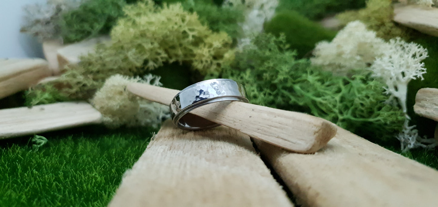 Ythan Hammered Stainless Steel Ring image 8