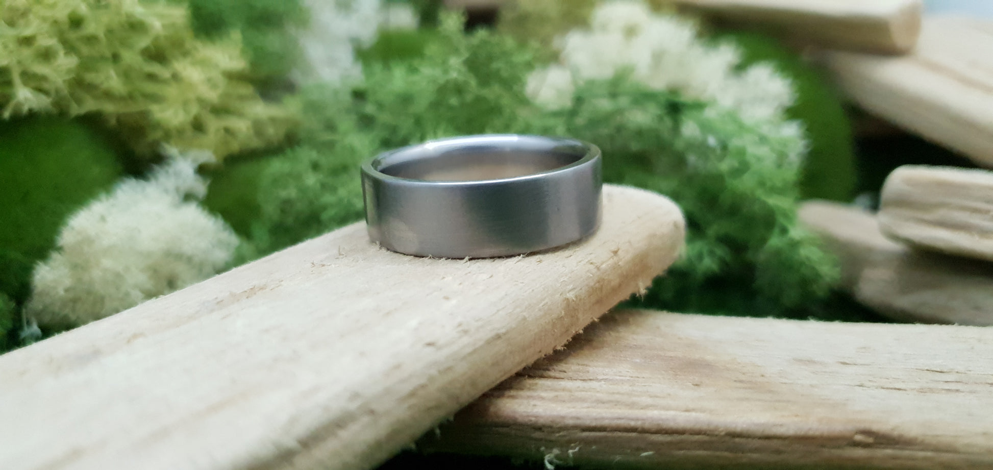 Titanium flat shape wedding ring with satin brushed finish