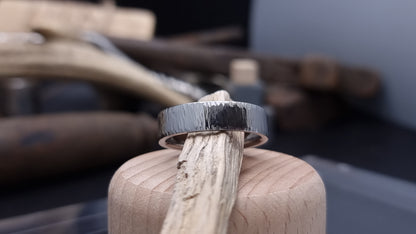 Annat Hammered Stainless Steel Ring image 2