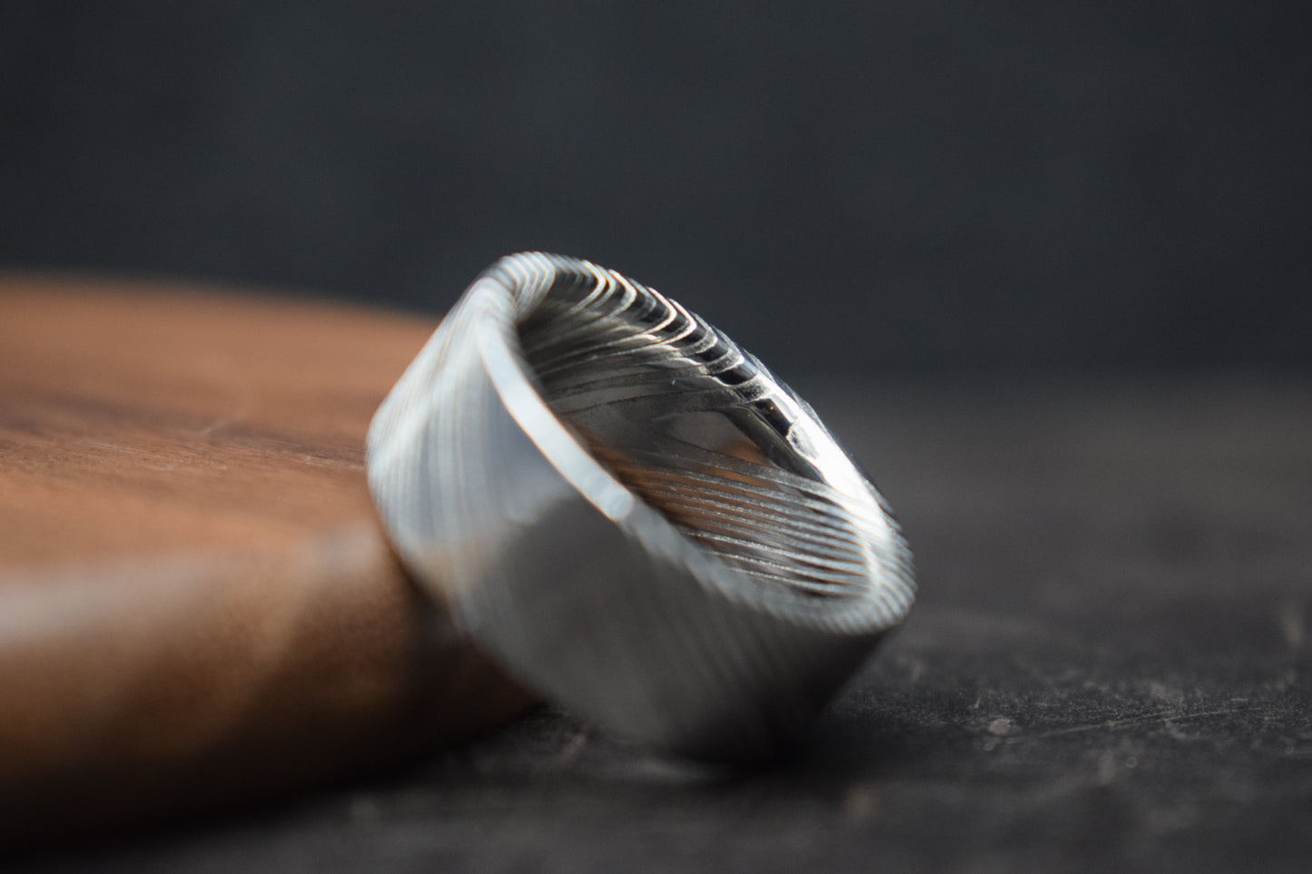 Crynoch Damascus Steel Flat Ring