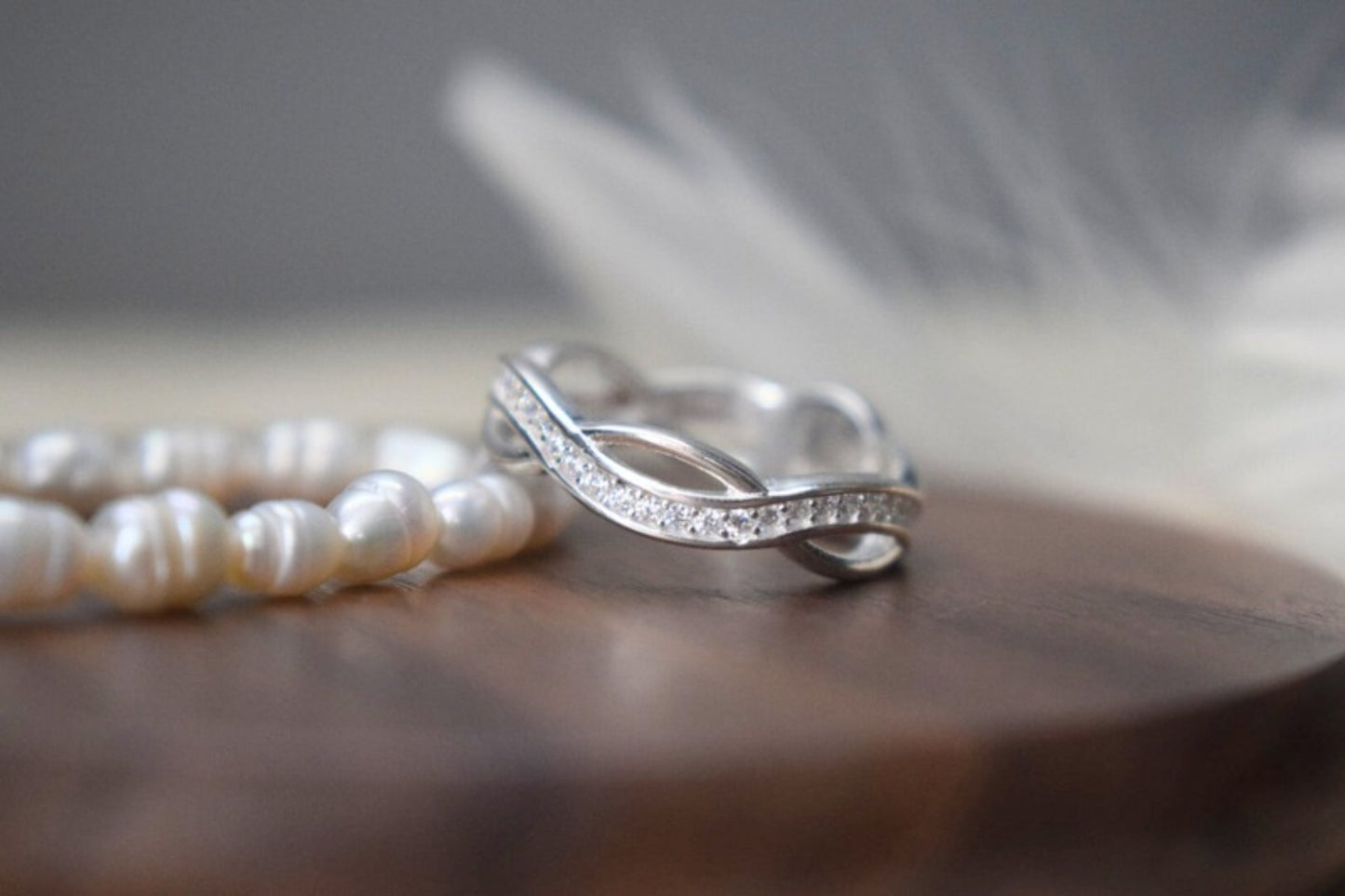 Silver Entwined Circle Memorial Ring