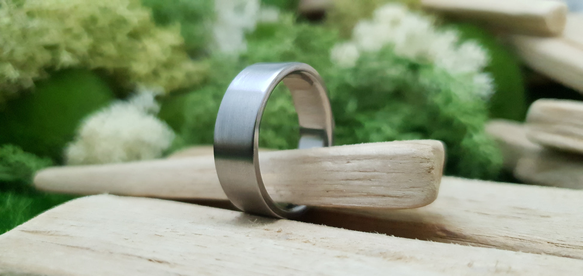 Titanium Satin Finish Flat Shape Ring 