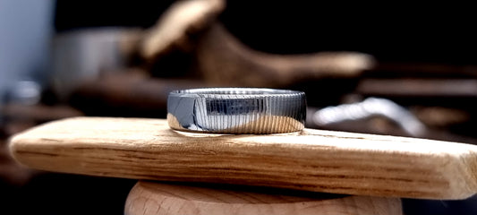 Unique Findon patterned Damascus steel ring for alternative weddings