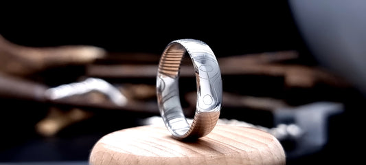 Unique Findon patterned Damascus steel ring for alternative weddings