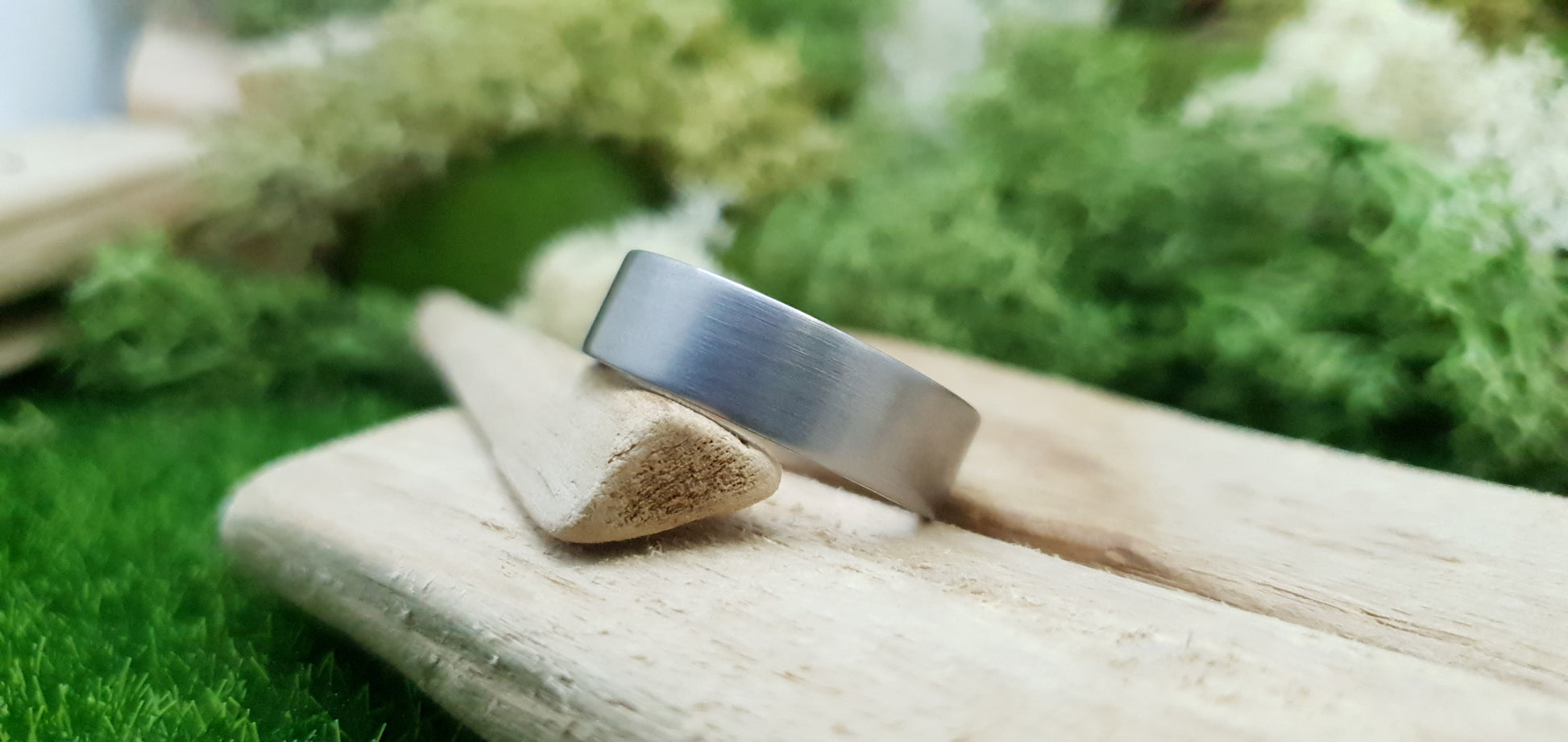 Titanium Satin Finish Flat Shape Ring 
