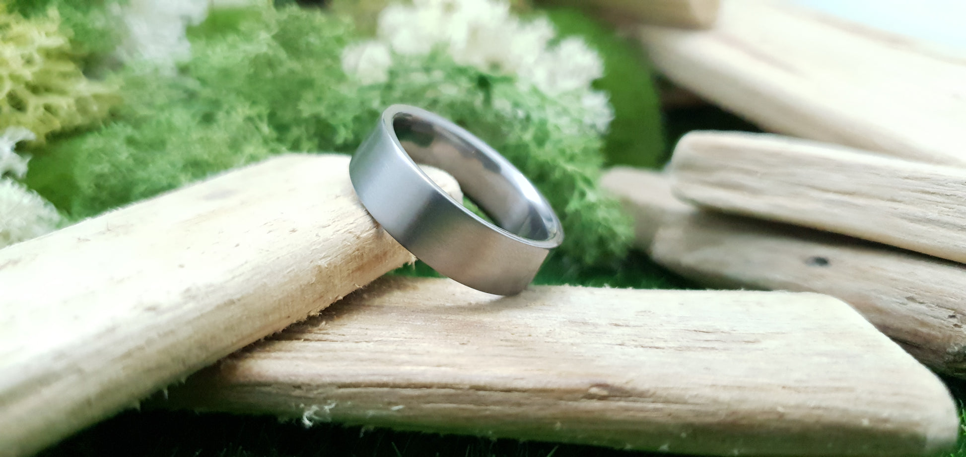 Titanium flat shape wedding ring with satin brushed finish